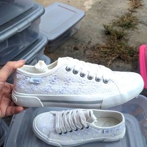 Rocketdog White lace eyelet tennis shoes